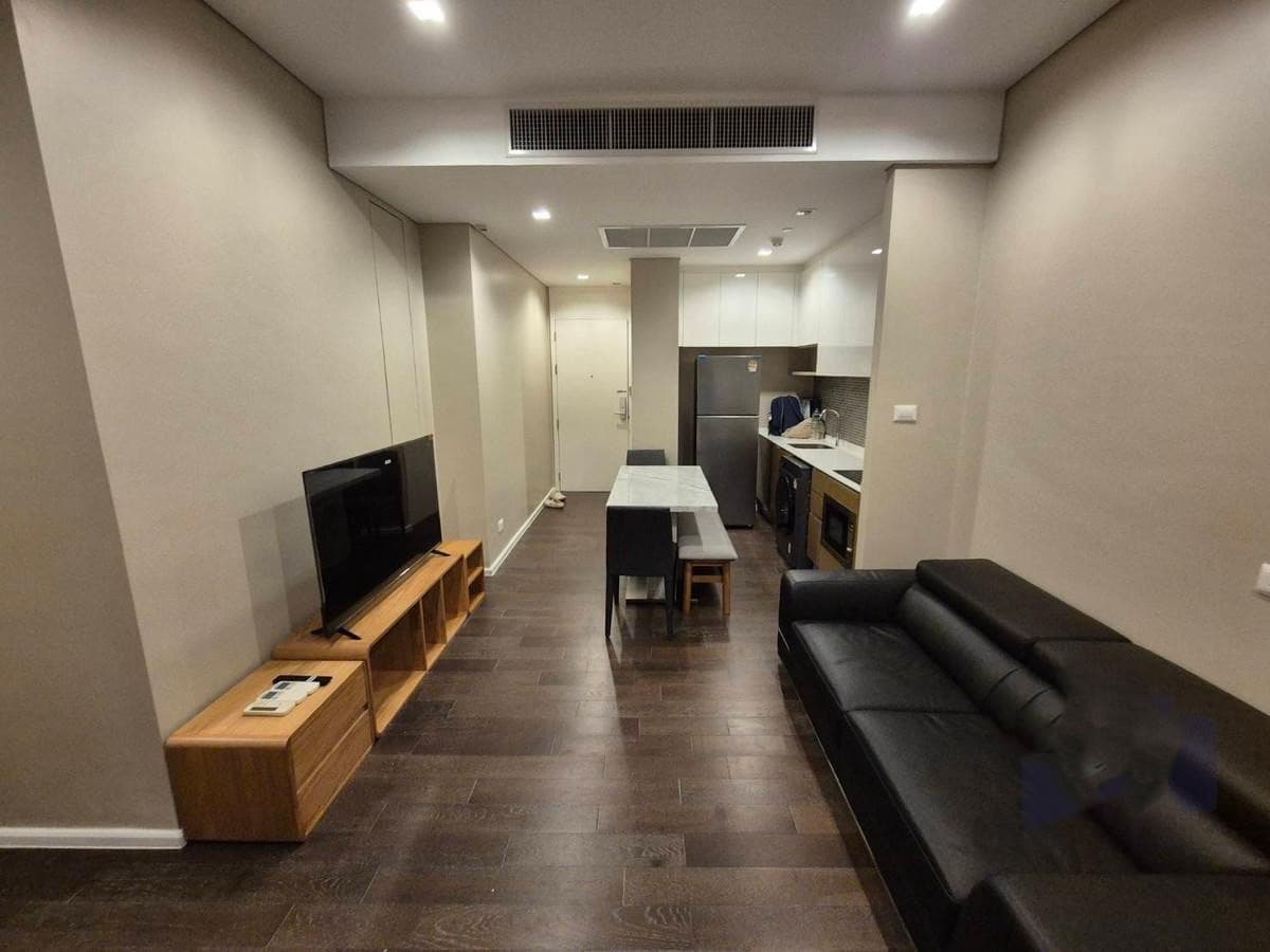 ขาย คอนโด The Saint Residences · 2 ห้องนอน · 57 ตร.ม.