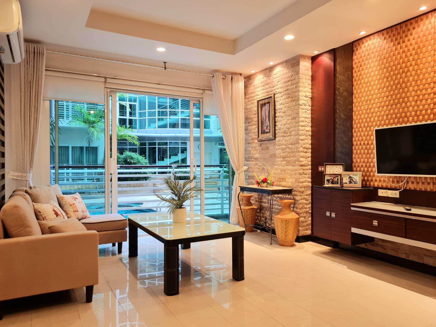Avenue 61 · 2 Beds Condo, 107 sqm, for Sale or Rent