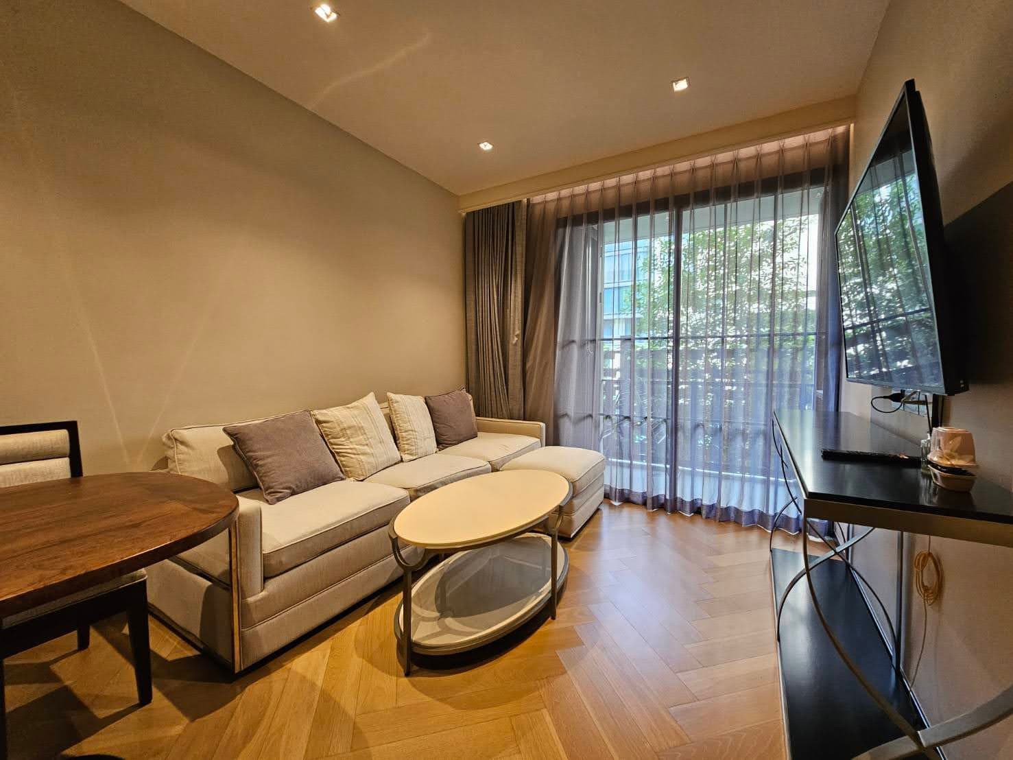 ขาย/เช่า คอนโด The Reserve Sukhumvit 61 · 2 ห้องนอน · 62.89 ตร.ม.