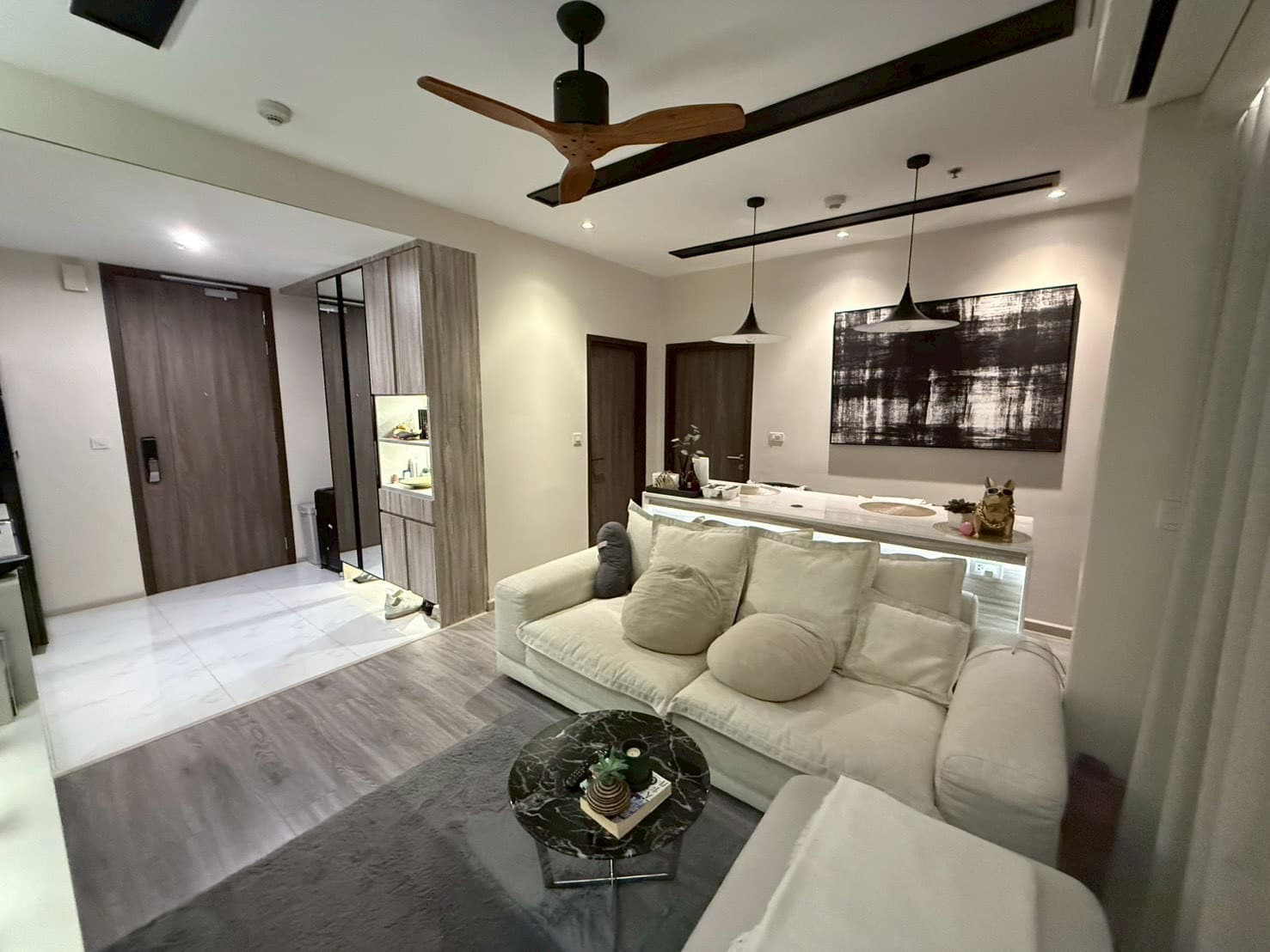 ขาย/เช่า คอนโด Ideo Mobi Sukhumvit 66 · 1 ห้องนอน · 53 ตร.ม.