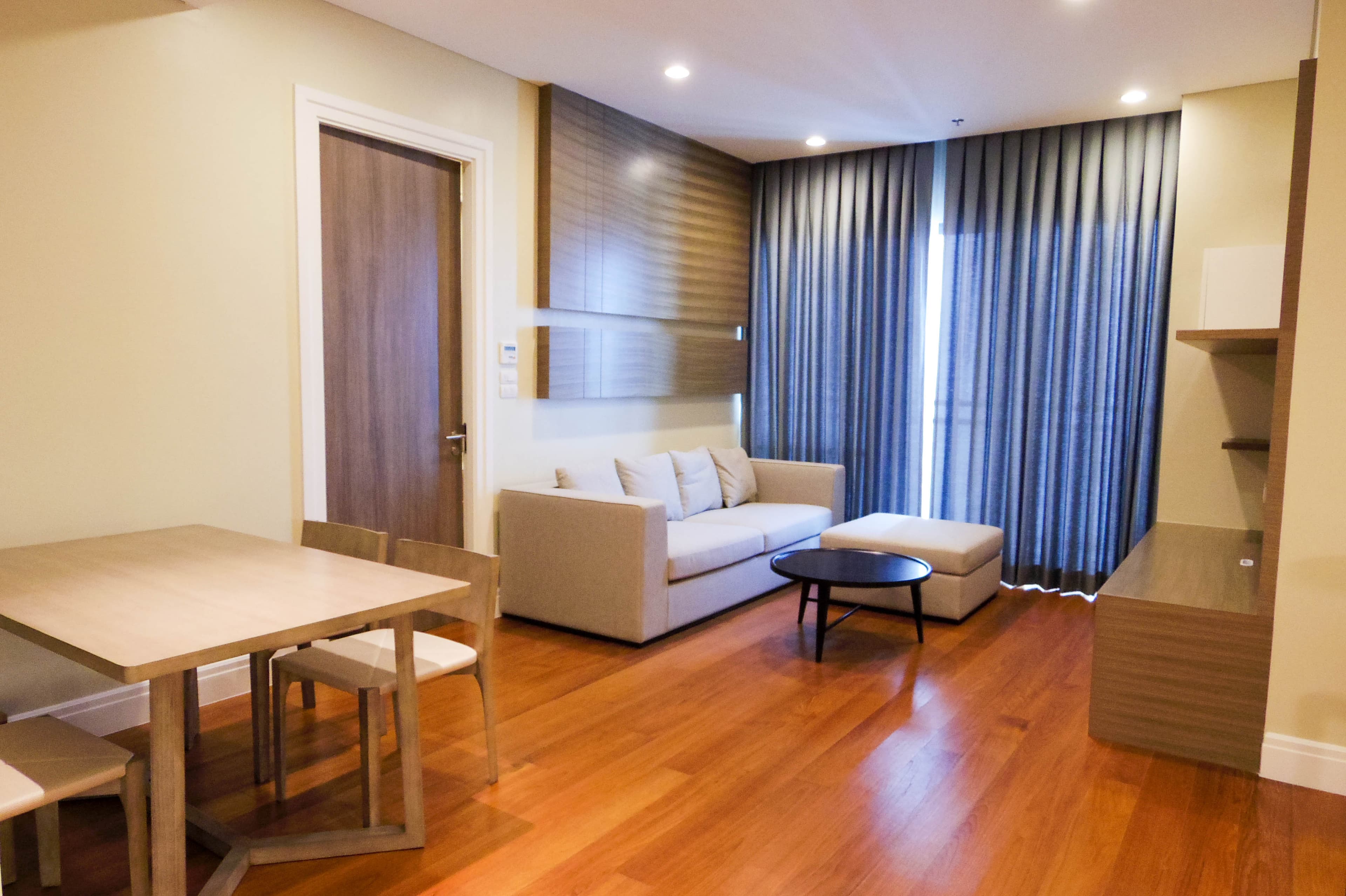Bright 24 · 2 Beds Condo, 90 sqm, for Rent
