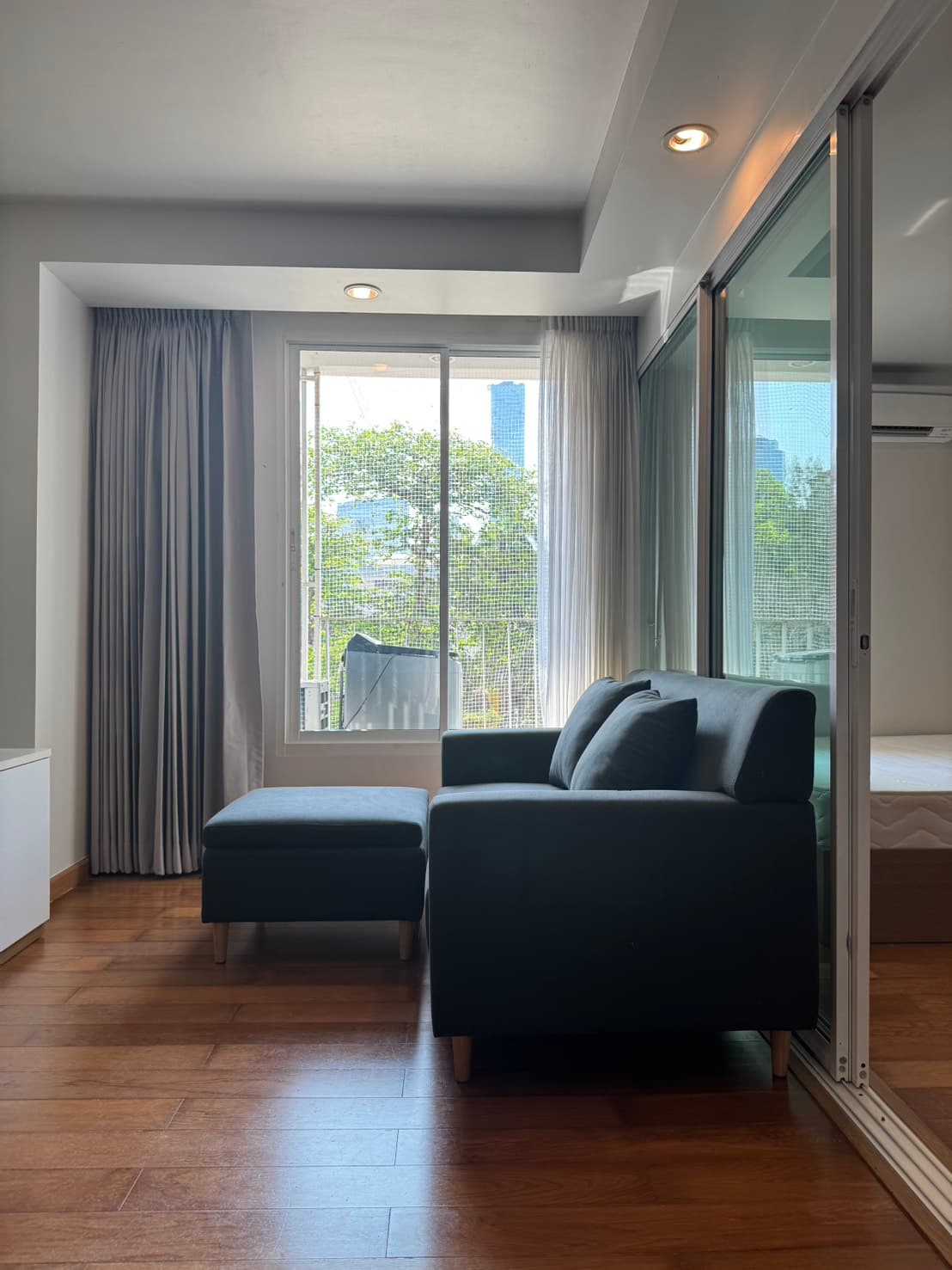Focus on Saladaeng · 1 Bed Condo, 35 sqm, for Rent