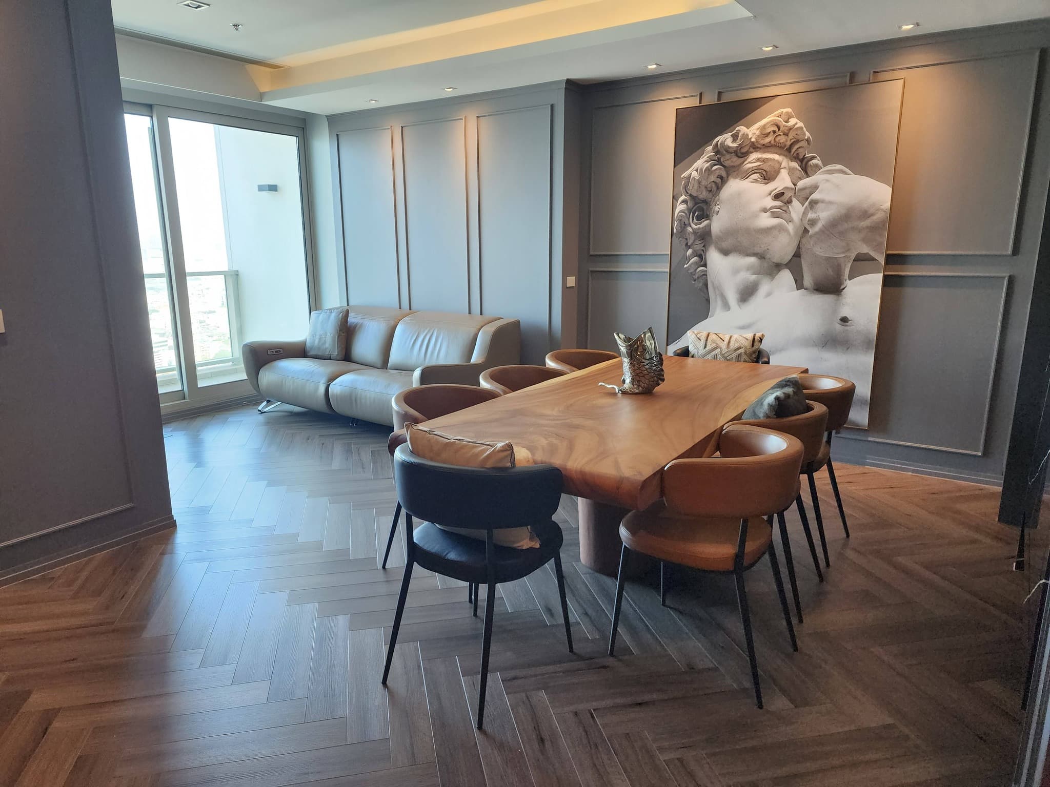 The River · 2 Beds Condo, 100 sqm, for Rent