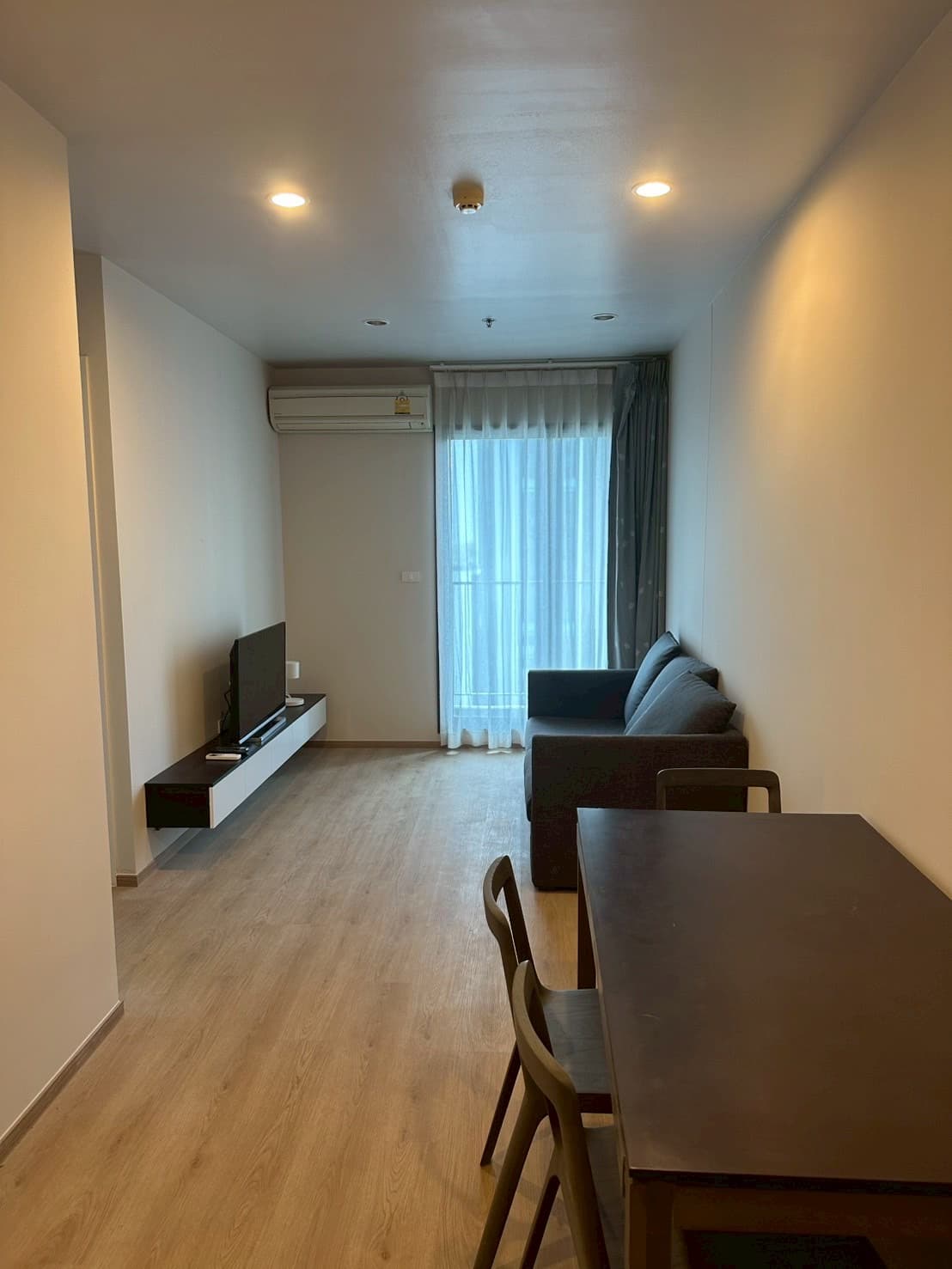 Centric Ari Station · 1 Bed Condo, 48.2 sqm, for Sale or Rent