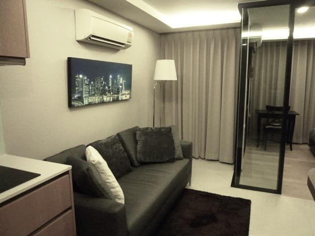 Socio Ruamrudee · 1 Bed Condo, 32 sqm, for Sale