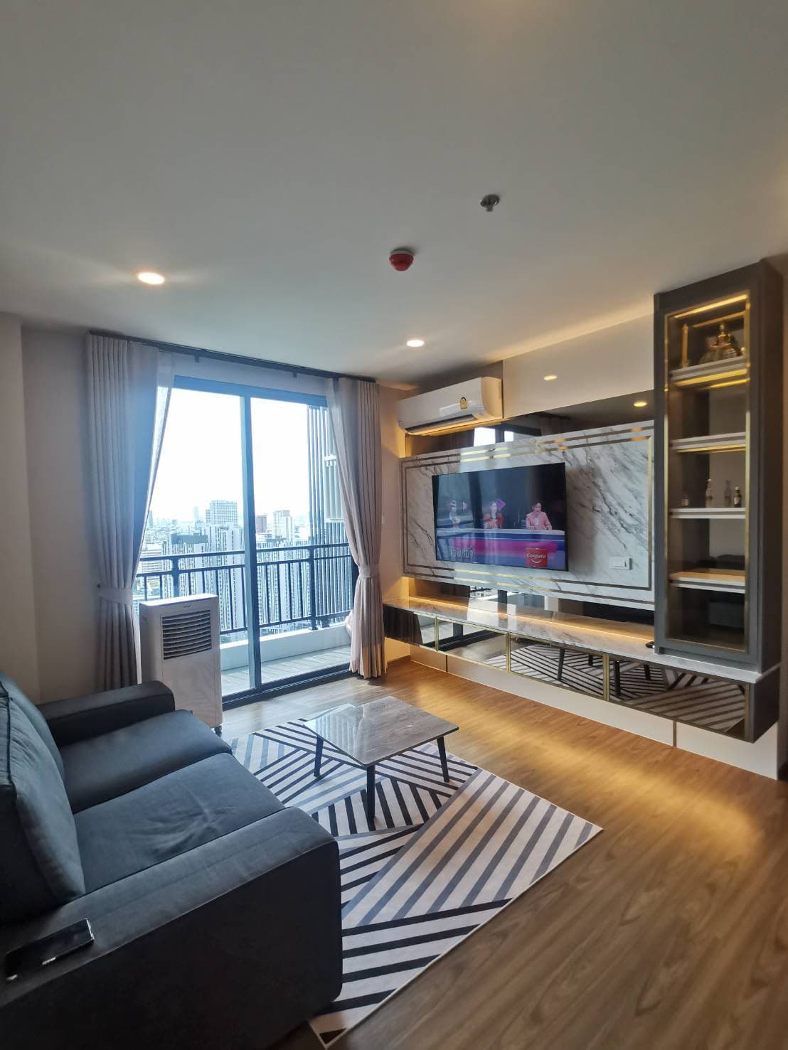 Artisan Ratchada · 2 Beds Condo, 77.4 sqm, for Sale
