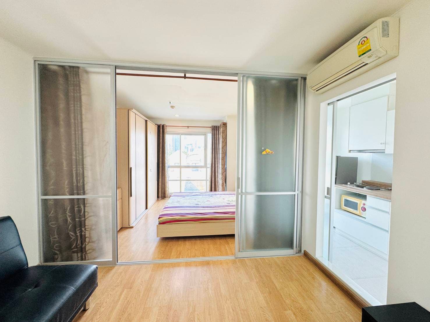 U Delight @ Jatujak Station · 1 Bed Condo, 32 sqm, for Rent