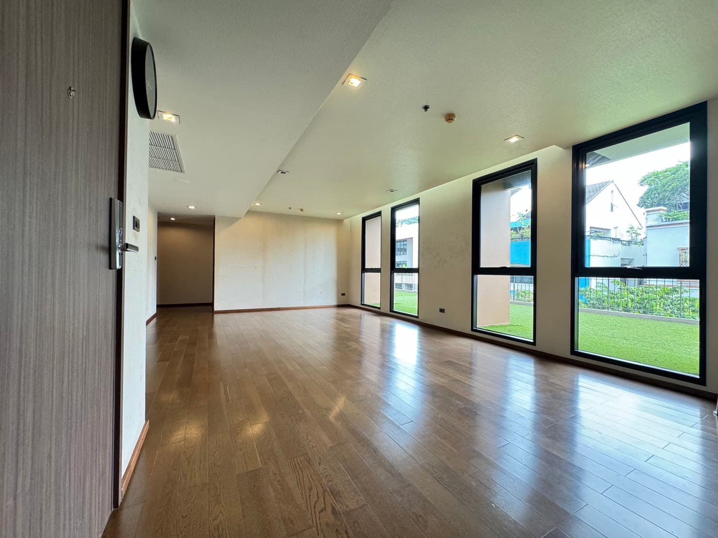The Hudson Sathorn 7 · 3 Beds Condo, 171.44 sqm, for Sale or Rent