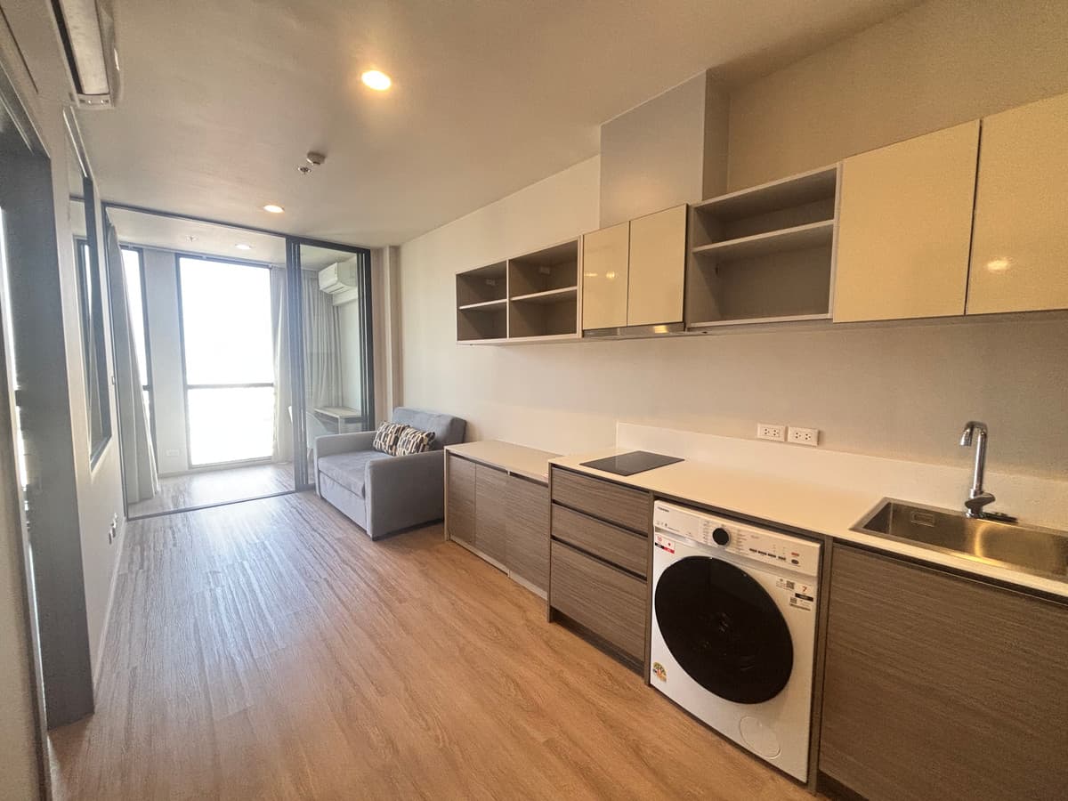 ขาย คอนโด The Issara Sathorn · 1 ห้องนอน · 37.17 ตร.ม.