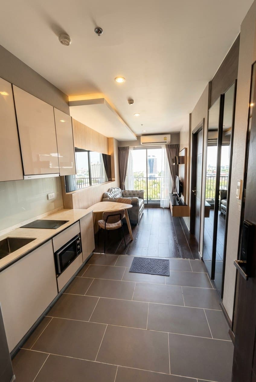 C Ekkamai · 1 Bed Condo, 36 sqm, for Rent