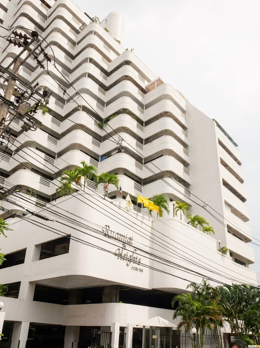 Ruamjai heights · 3 Beds Condo, 150 sqm, for Rent