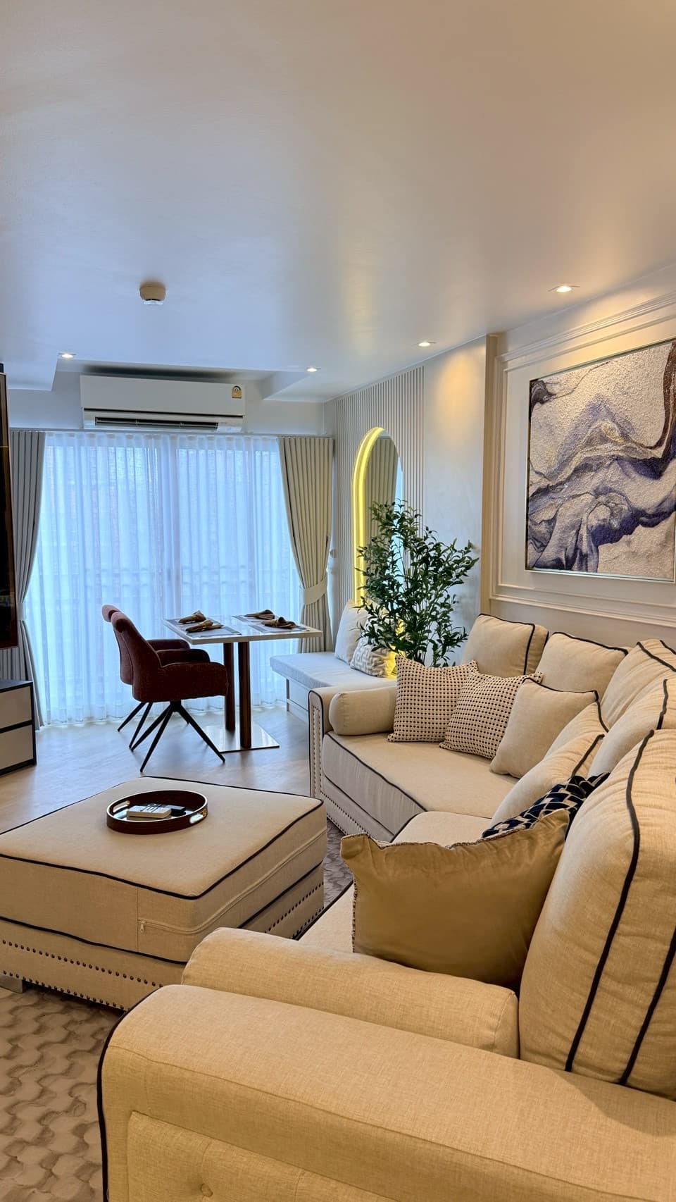 Belle Park Residence Condominium · 2 Beds Condo, 88 sqm, for Sale