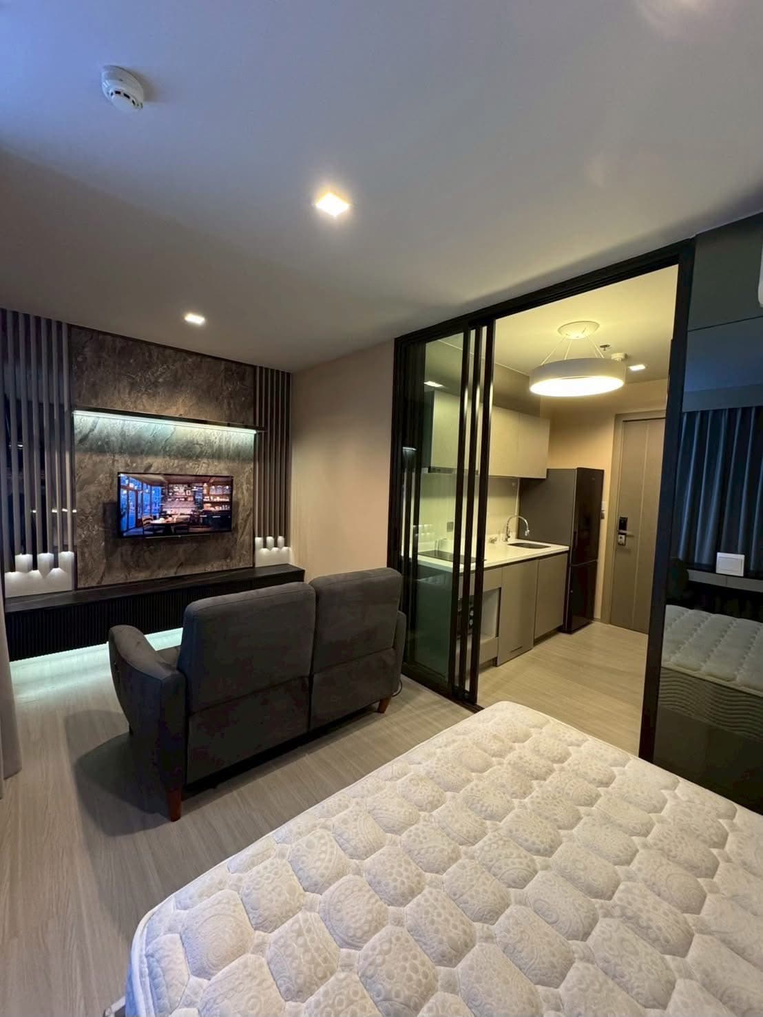 Life Asoke - Rama 9 · Studio Condo, 27.63 sqm, for Sale