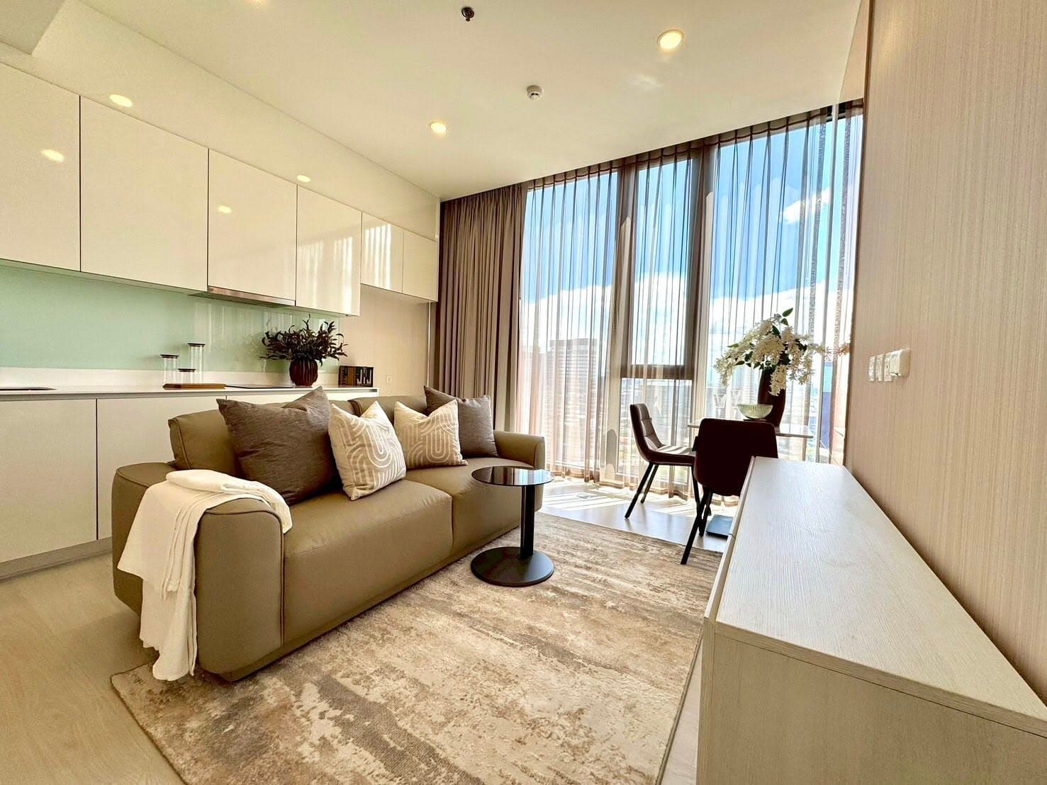 Mazarine Ratchayothin · 2 Beds Condo, 48.57 sqm, for Rent