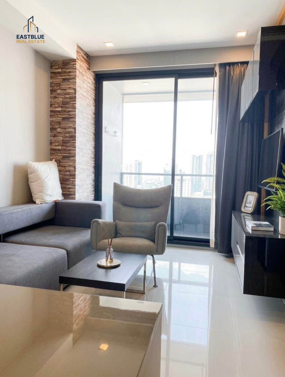 Noble Ploenchit · 2 Beds Condo, 106 sqm, for Rent