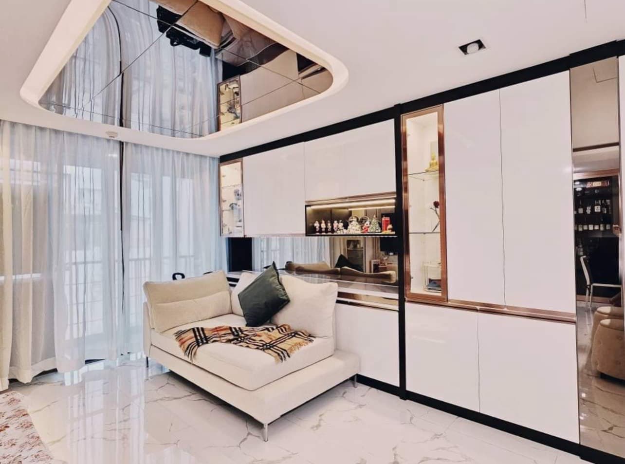ขาย คอนโด Klass Silom · 1 ห้องนอน · 51 ตร.ม.