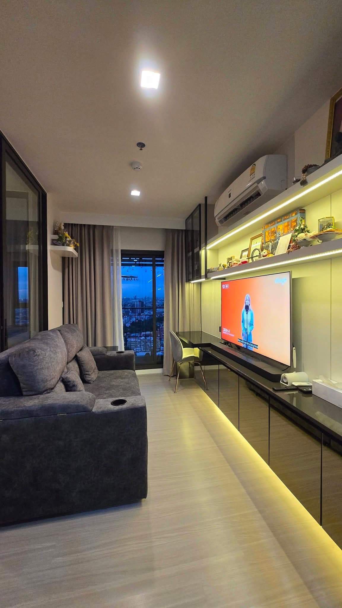 Life Sathorn Sierra · 1 Bed Condo, 35 sqm, for Sale