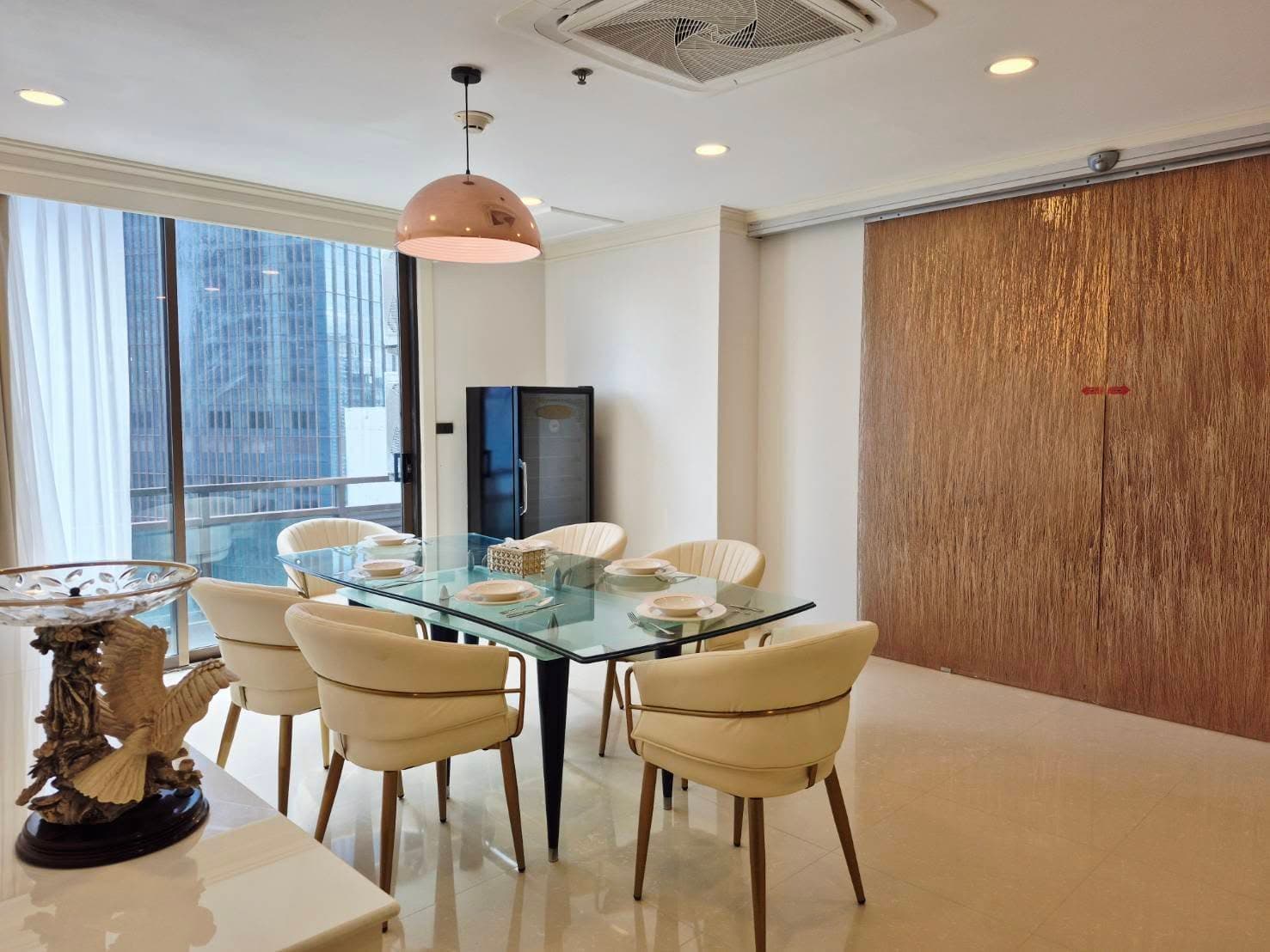 Lumpini Park View Rama 4 · 3 Beds Condo, 276 sqm, for Rent