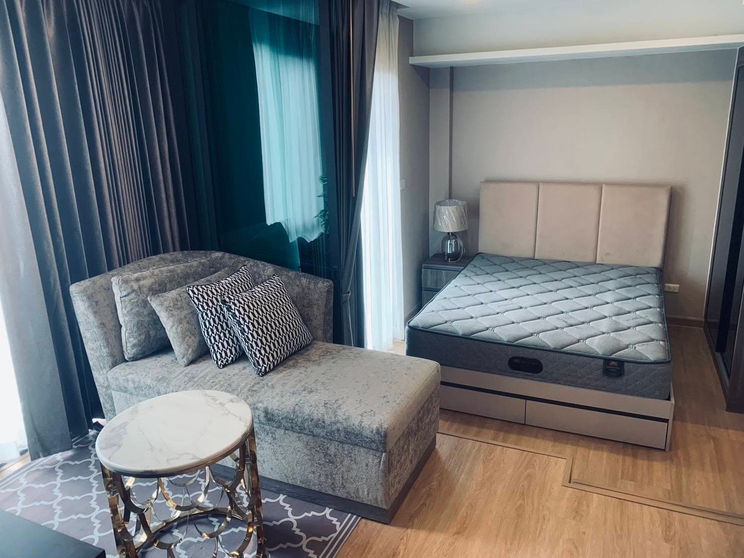 Lloyd Soonvijai Thonglor · 2 Beds Condo, 62 sqm, for Rent