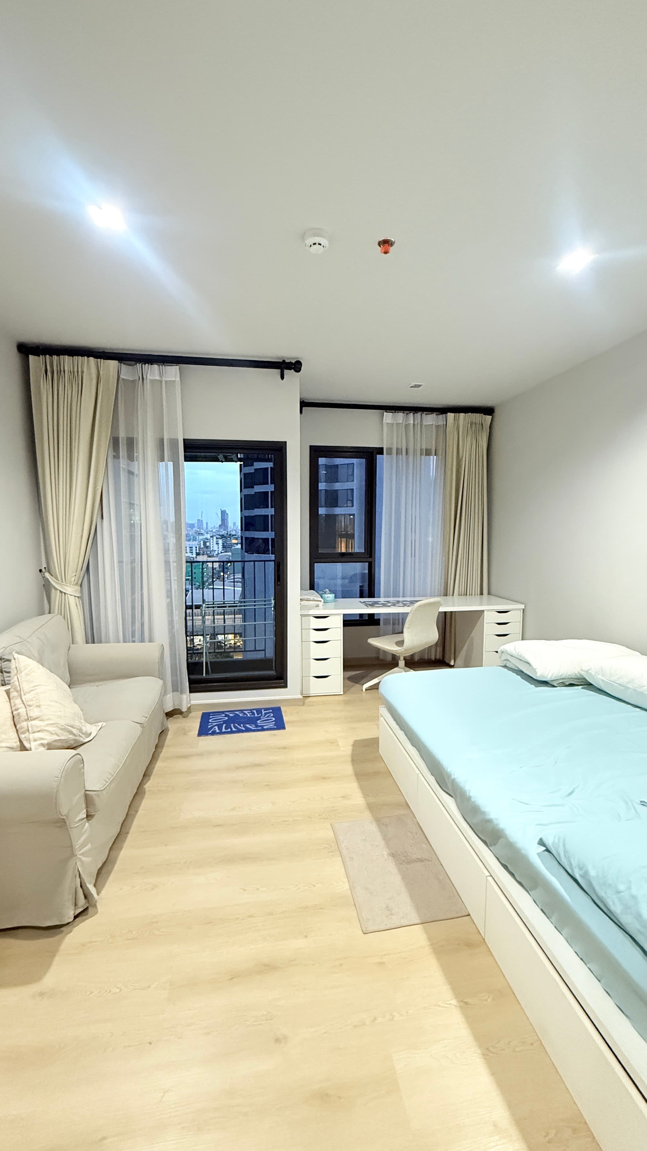 Life Asoke - Rama 9 · Studio Condo, 25 sqm, for Rent