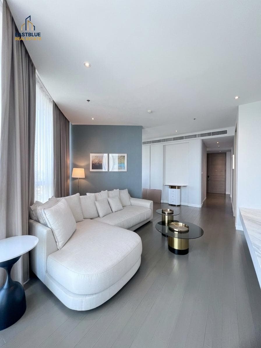 ให้เช่า คอนโด Magnolias Ratchadamri Boulevard · 2 ห้องนอน · 105 ตร.ม.