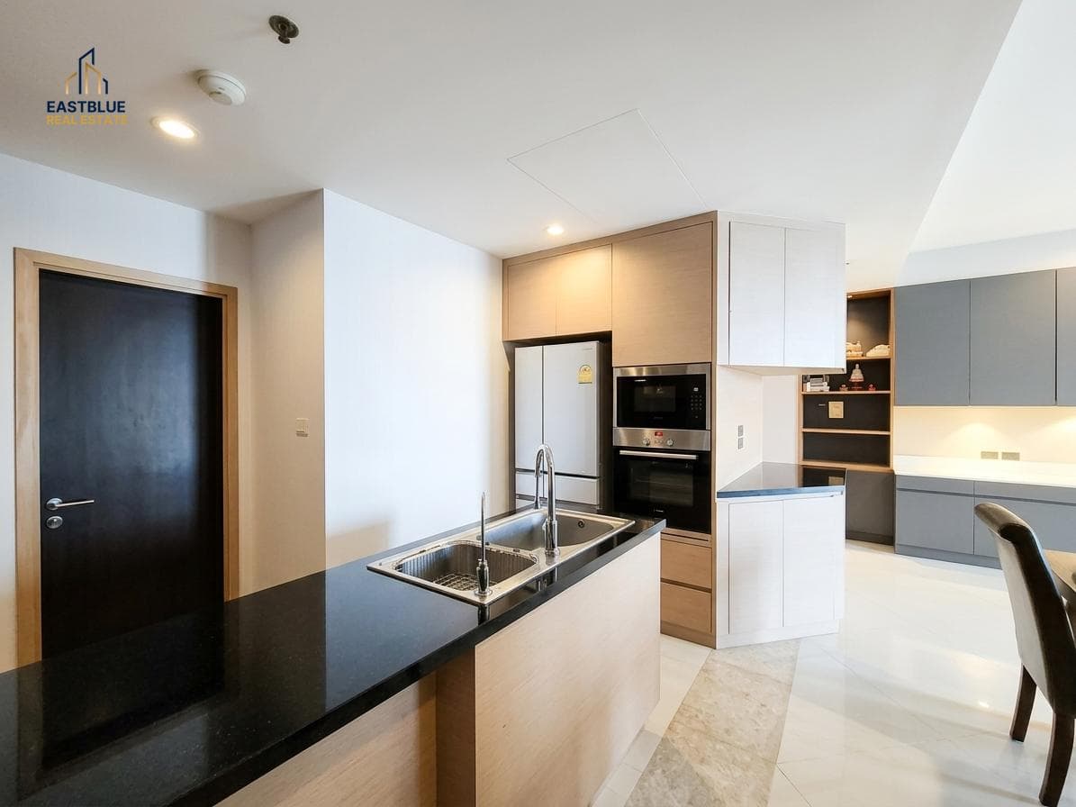 ขาย คอนโด The Empire Place · 2 ห้องนอน · 115 ตร.ม.