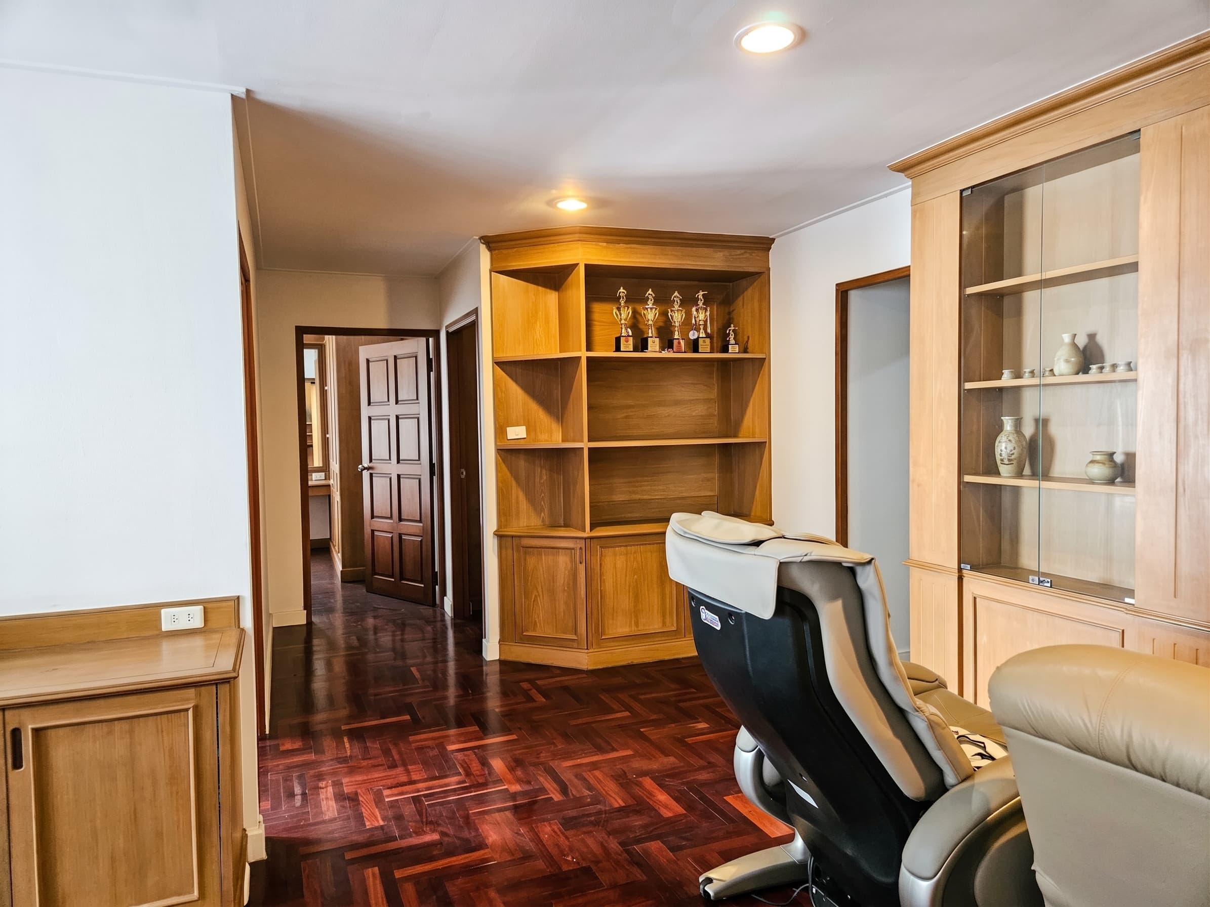 ขาย คอนโด Richmond Palace Sukhumvit 43 · 3 ห้องนอน · 146.65 ตร.ม.