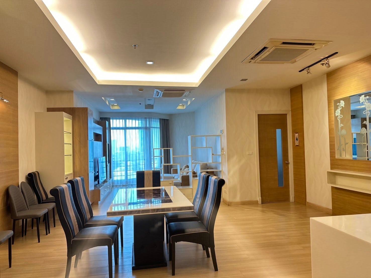 ให้เช่า คอนโด Baan Sathorn-Chaopraya · 2 ห้องนอน · 140 ตร.ม.