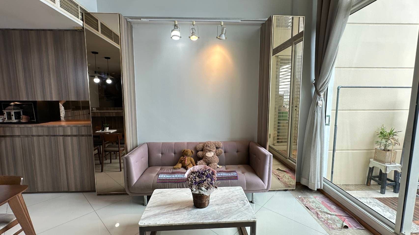 ขาย/เช่า คอนโด The Empire Place · 2 ห้องนอน · 106 ตร.ม.