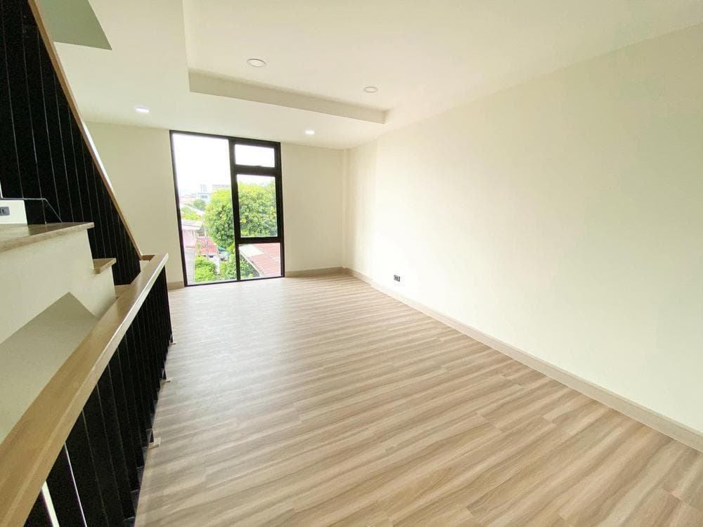 ขาย/เช่า ทาวน์เฮ้าส์ SPACE Home Office · 3 ห้องนอน · 237 ตร.ม.