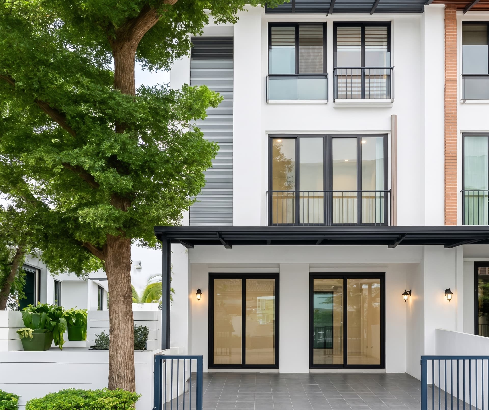 Areeya Mandarina Sukhumvit 77 · 3 Beds Townhouse, 190 sqm, for Rent