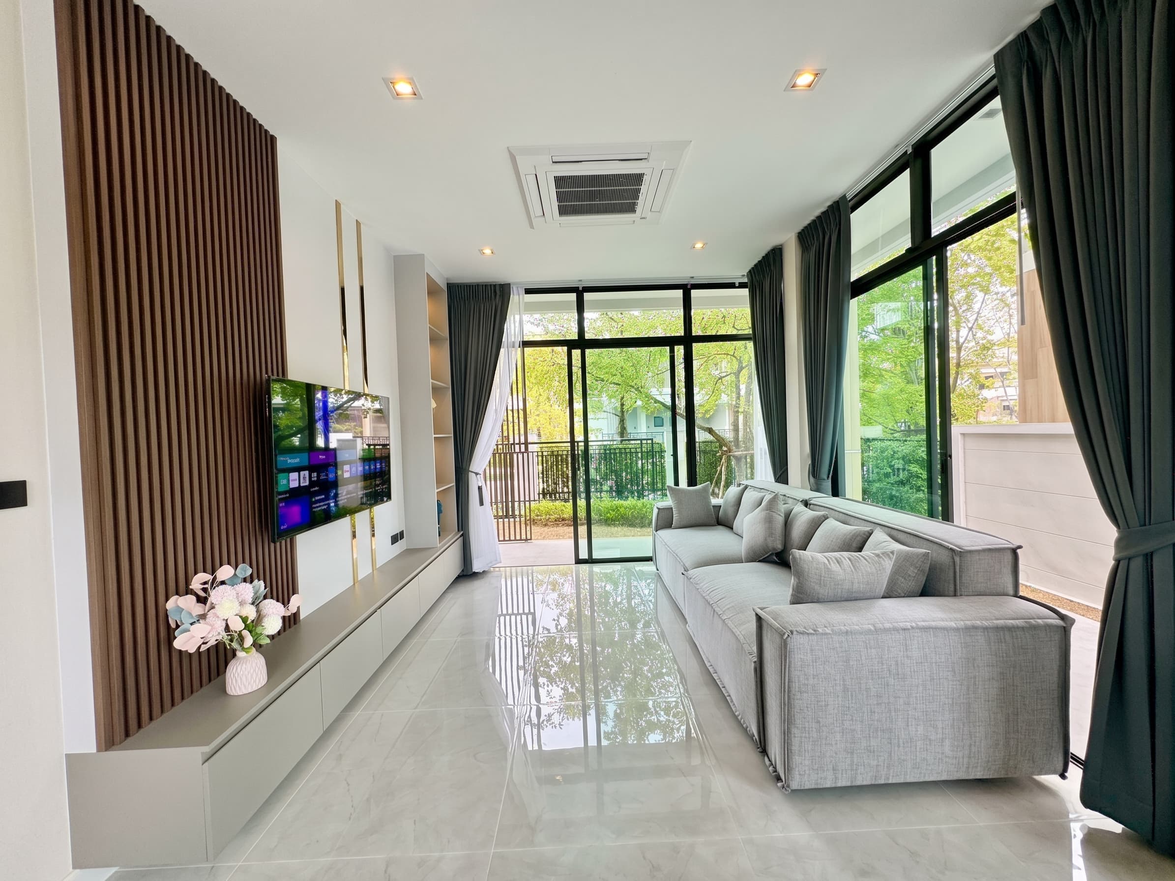 ให้เช่า บ้านเดี่ยว Bangkok Boulevard Bangna Km.5 · 4 ห้องนอน · 237 ตร.ม.
