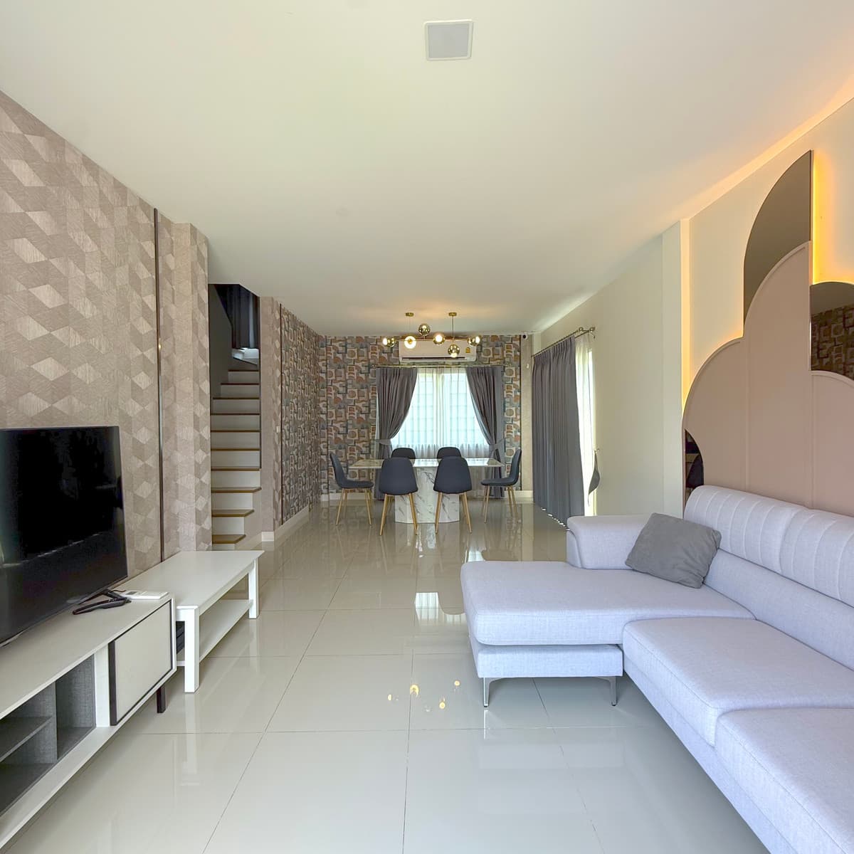 ให้เช่า บ้านแฝด Grande Pleno Mega Bangna · 3 ห้องนอน · 145 ตร.ม.