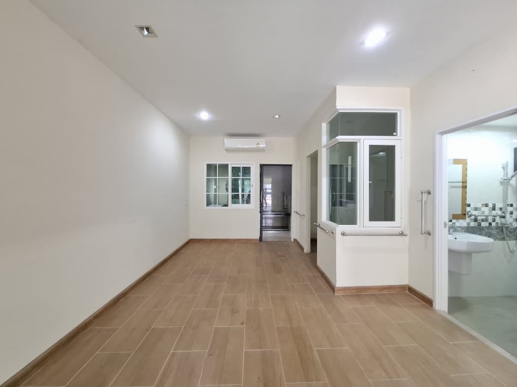 ขาย ทาวน์เฮ้าส์ Golden Town Sathorn · 3 ห้องนอน · 117 ตร.ม.