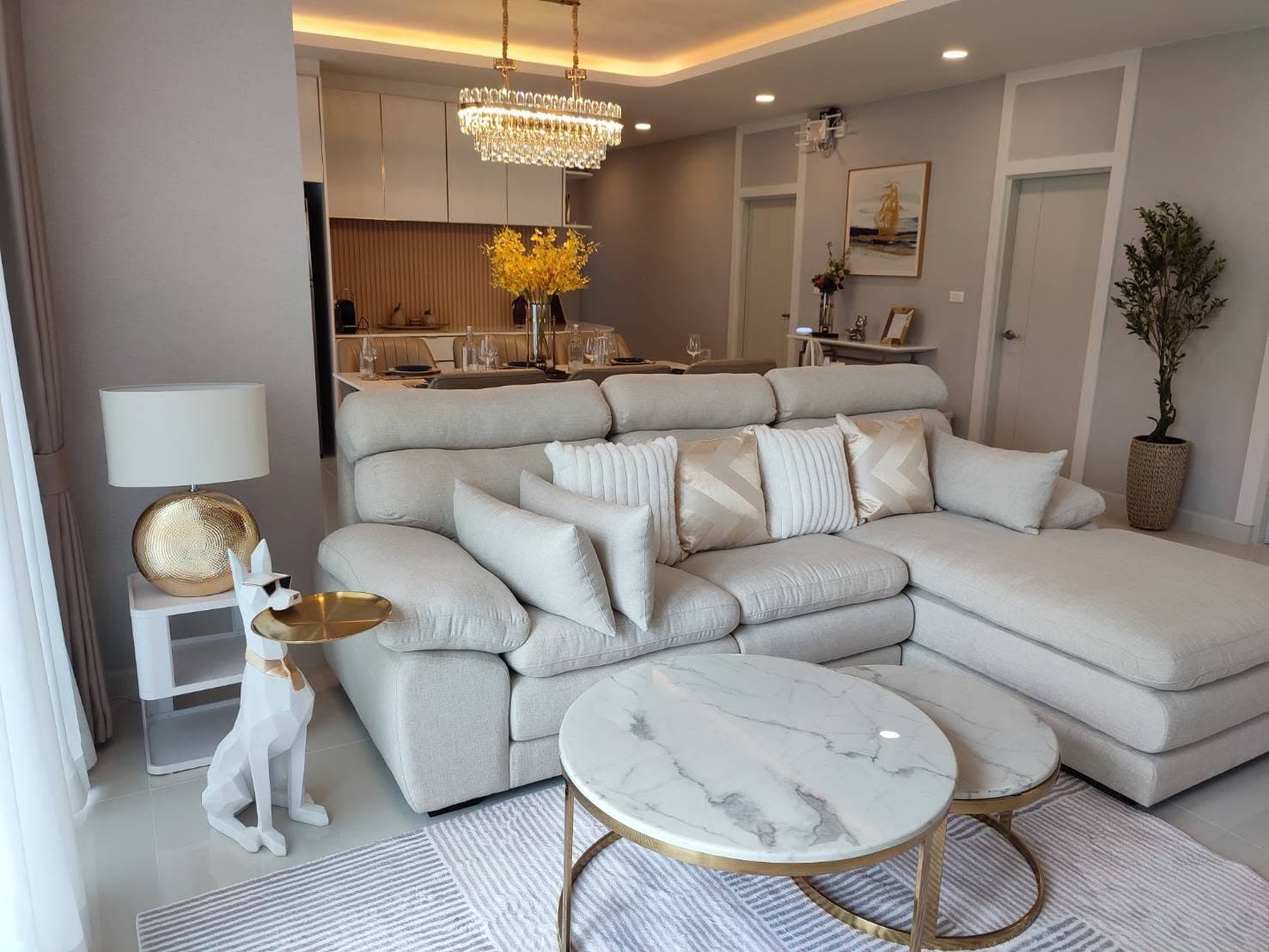 ให้เช่า บ้านเดี่ยว Centro Bangna 2 · 4 ห้องนอน · 303 ตร.ม.