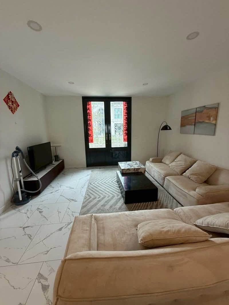 Lake Serene Rama 2 · 4 Beds House, 300 sqm, for Sale