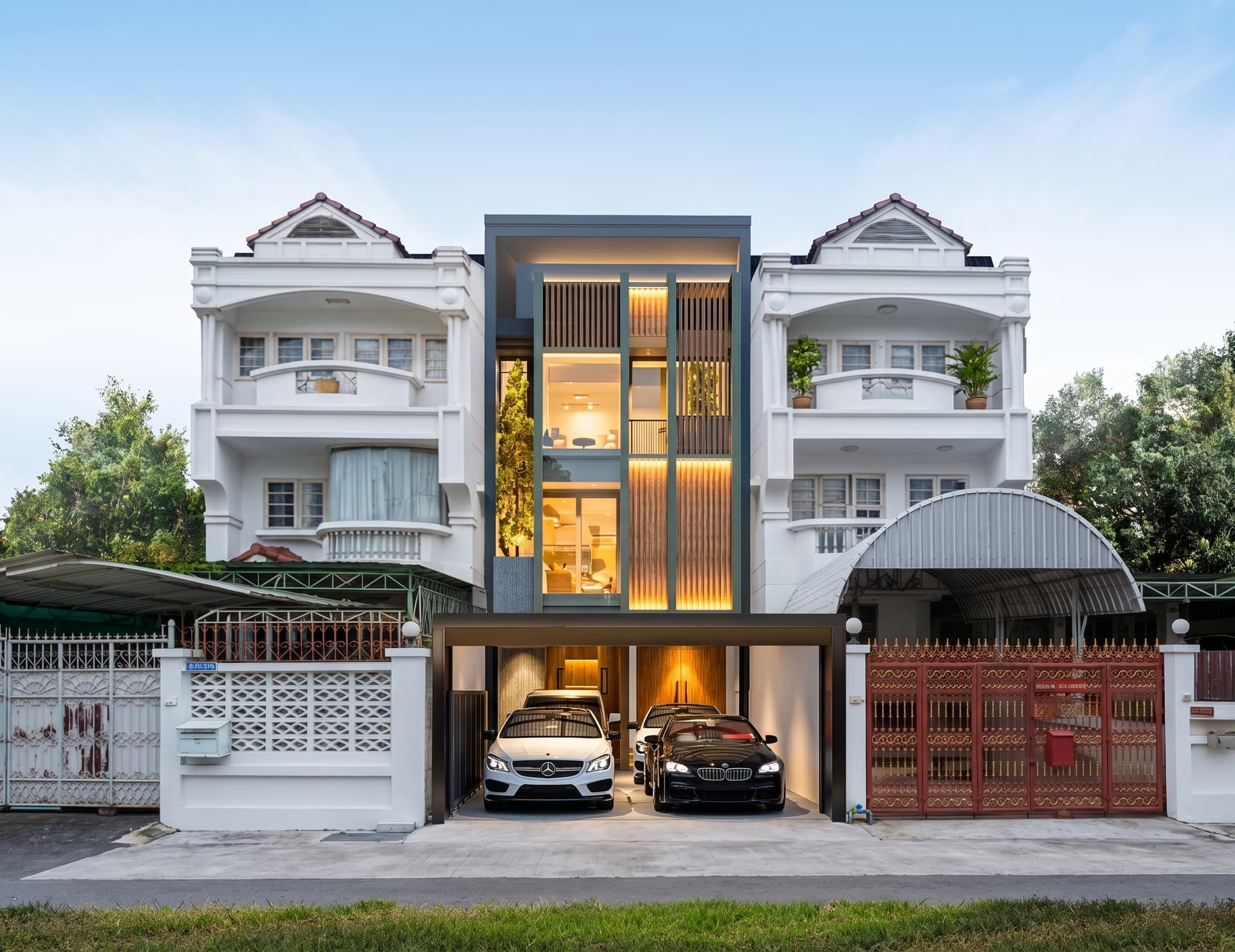 House Area Ladprao · 3 Beds Townhouse, 400 sqm, for Sale