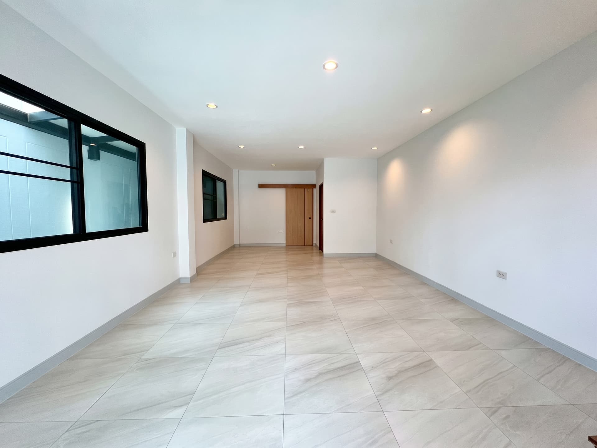 House Area Ladprao · 2 Beds Twin House, 175 sqm, for Rent