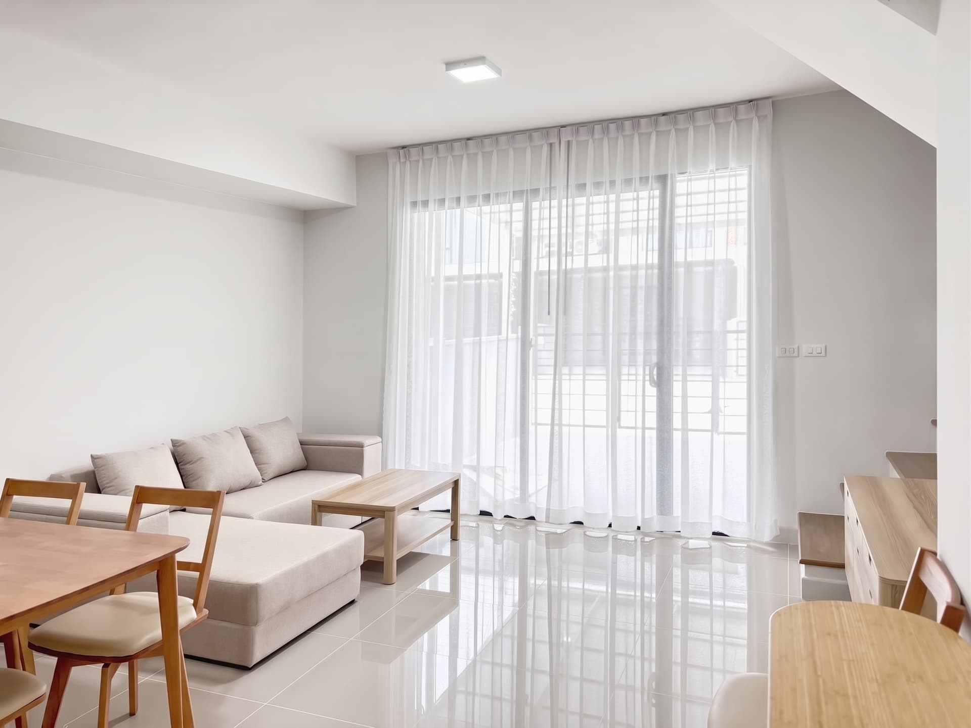 ให้เช่า ทาวน์เฮ้าส์ Pleno Sukhumvit-Bangna 2 · 3 ห้องนอน · 106 ตร.ม.
