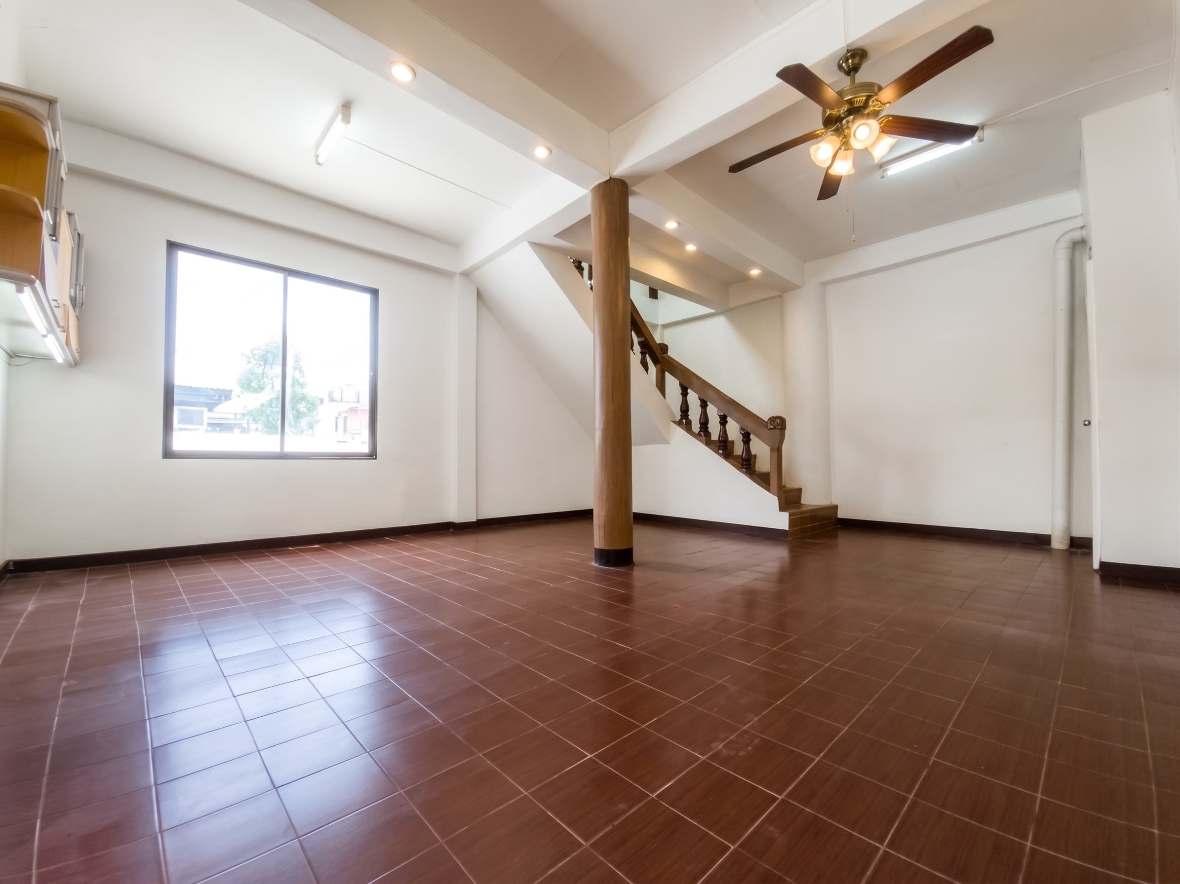ขาย/เช่า ทาวน์เฮ้าส์ Townhouse Area Ladprao · 5 ห้องนอน · 450 ตร.ม.