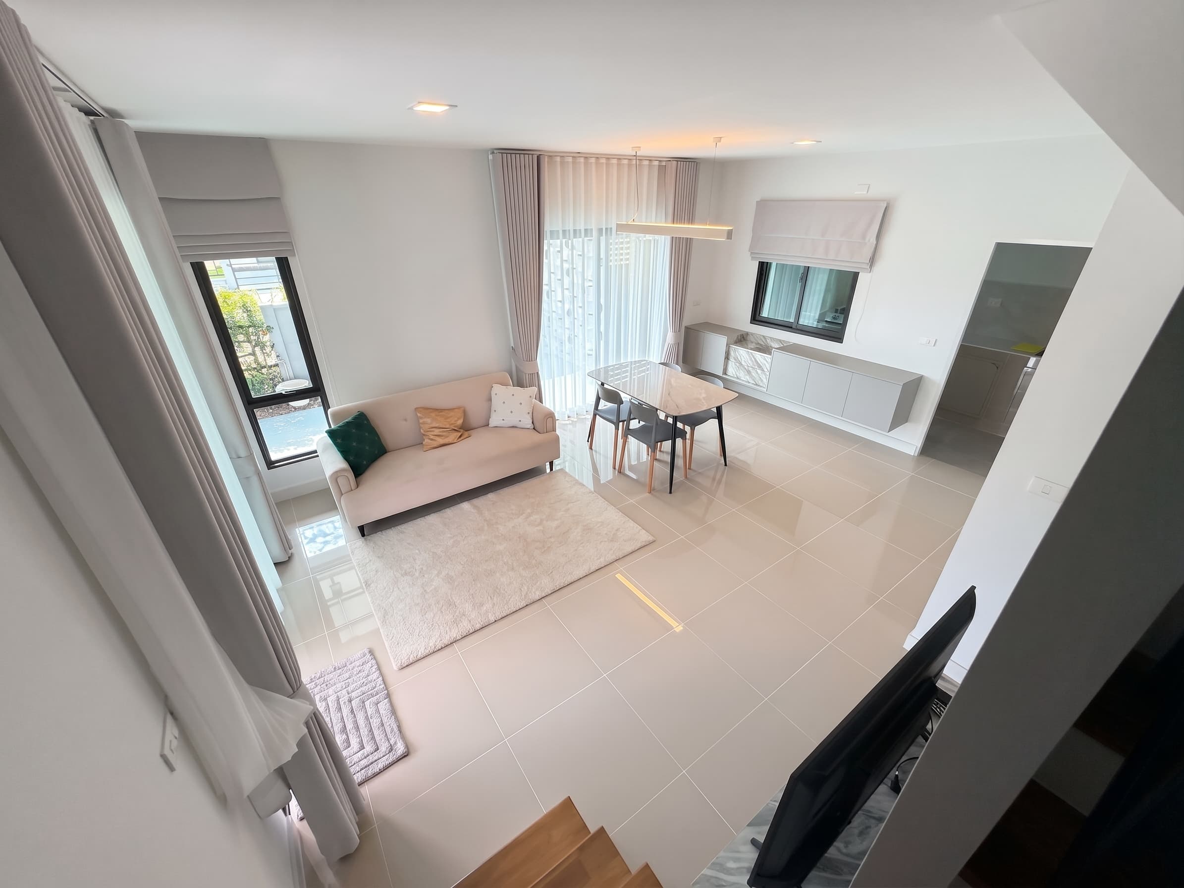 ให้เช่า ทาวน์เฮ้าส์ Pleno Sukhumvit - Bangna 3 · 3 ห้องนอน · 110 ตร.ม.