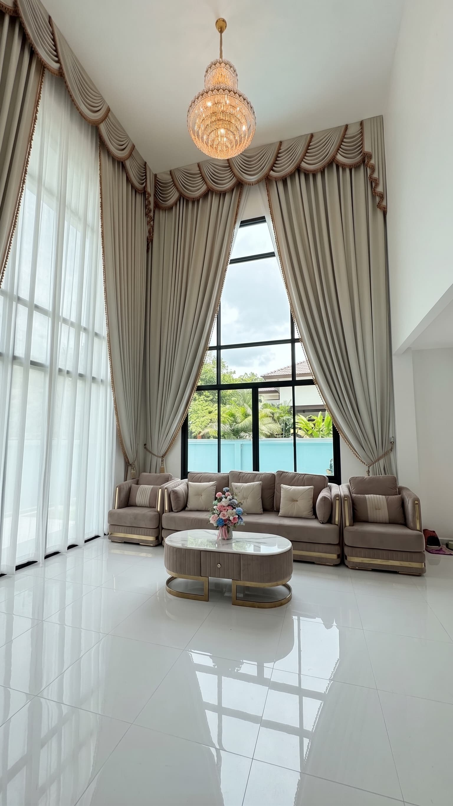 ให้เช่า บ้านเดี่ยว House Area Onnut · 5 ห้องนอน · 330 ตร.ม.