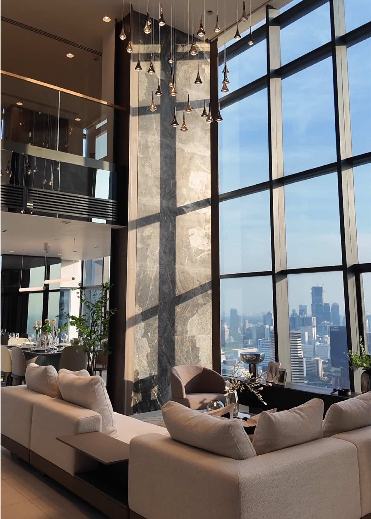 นี่ไม่ใช่แค่คอนโด แต่มันคือ ชีวิตบนชั้นบนสุดของกรุงเทพ สนใจนัดชมโครงการ be your home luxury บ้านน่าอยู่ by nang 🏡 Call : 0876358339 ID line : wachi.nn #คอนโดหรู #กรุงเทพมหานคร #LuxuryHome
