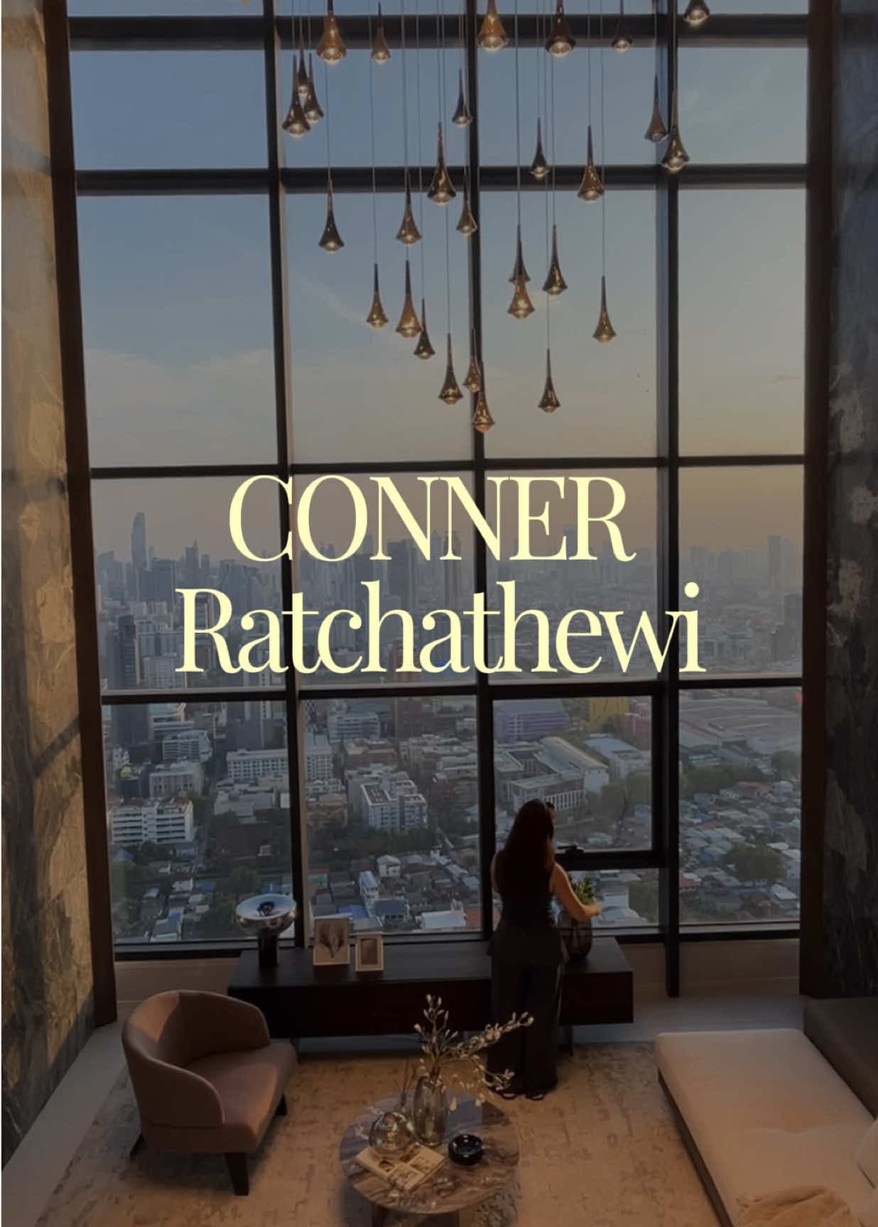 CONNER Ratchathewi 🏙️ บ้านลอยฟ้ากลางเมือง บนทำเลที่เชื่อมต่อทุก Lifestyle ✨ 4 Bedrooms | 4 Bathrooms ✨ 293.94 SQ.M. 🐾 Pet Friendly ใกล้ BTS ราชเทวี | สยาม | บรรทัดทอง สนใจนัดชม EASTBLUE REAL ESTATE Line: @eastblue +66 64 274 8883 #คอนโดราชเทวี #LuxuryCondo #คอนโดใกล้สยาม #คอนโดติดรถไฟฟ้า #BTSราชเทวี