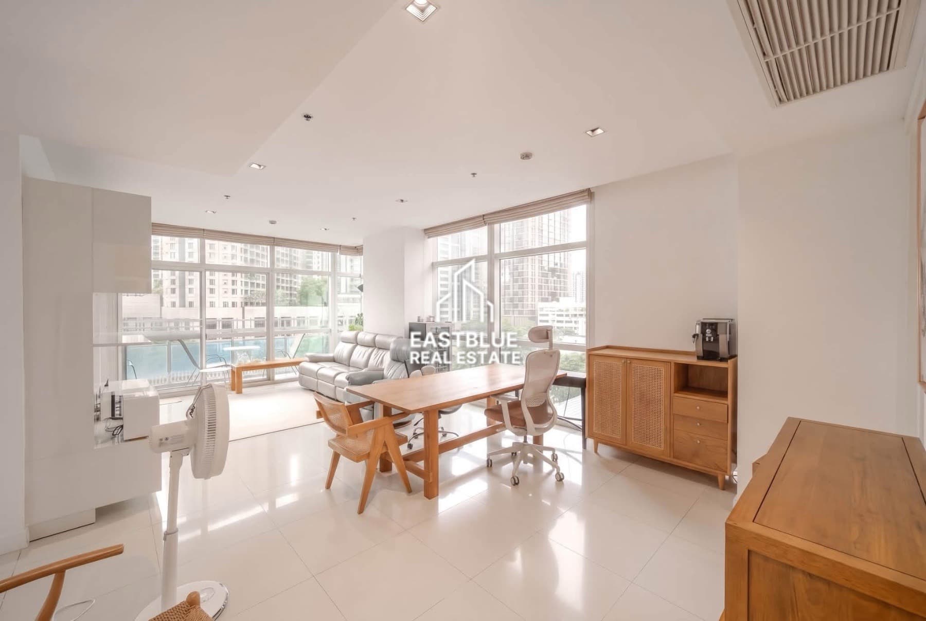 ขาย/เช่า คอนโด Athenee Residence · 2 ห้องนอน · 131.77 ตร.ม.