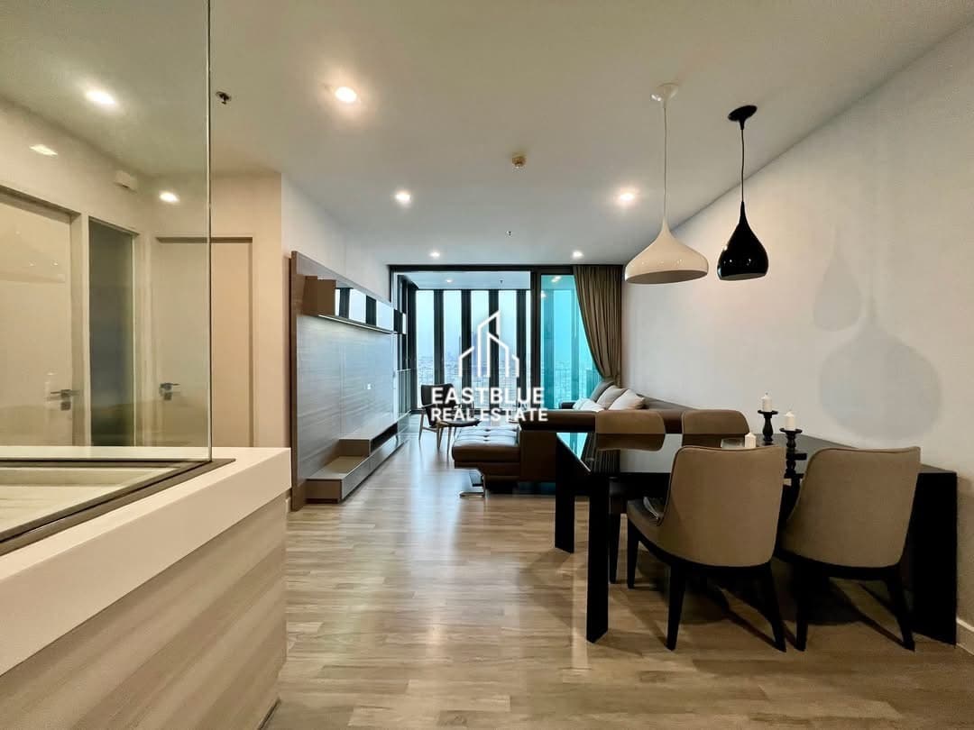 The Room BTS Wongwianyai · 2 Beds Condo, 90.22 sqm, for Sale or Rent