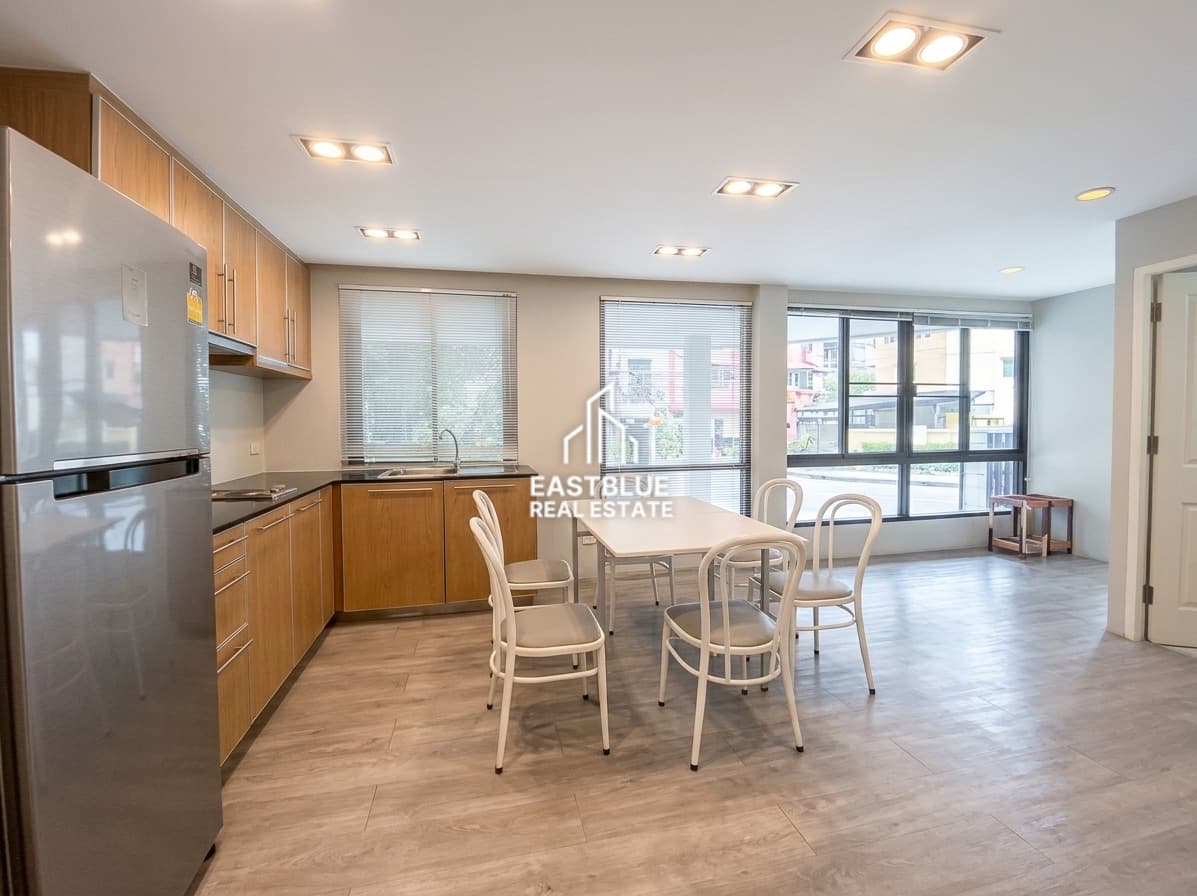 SW38 Place