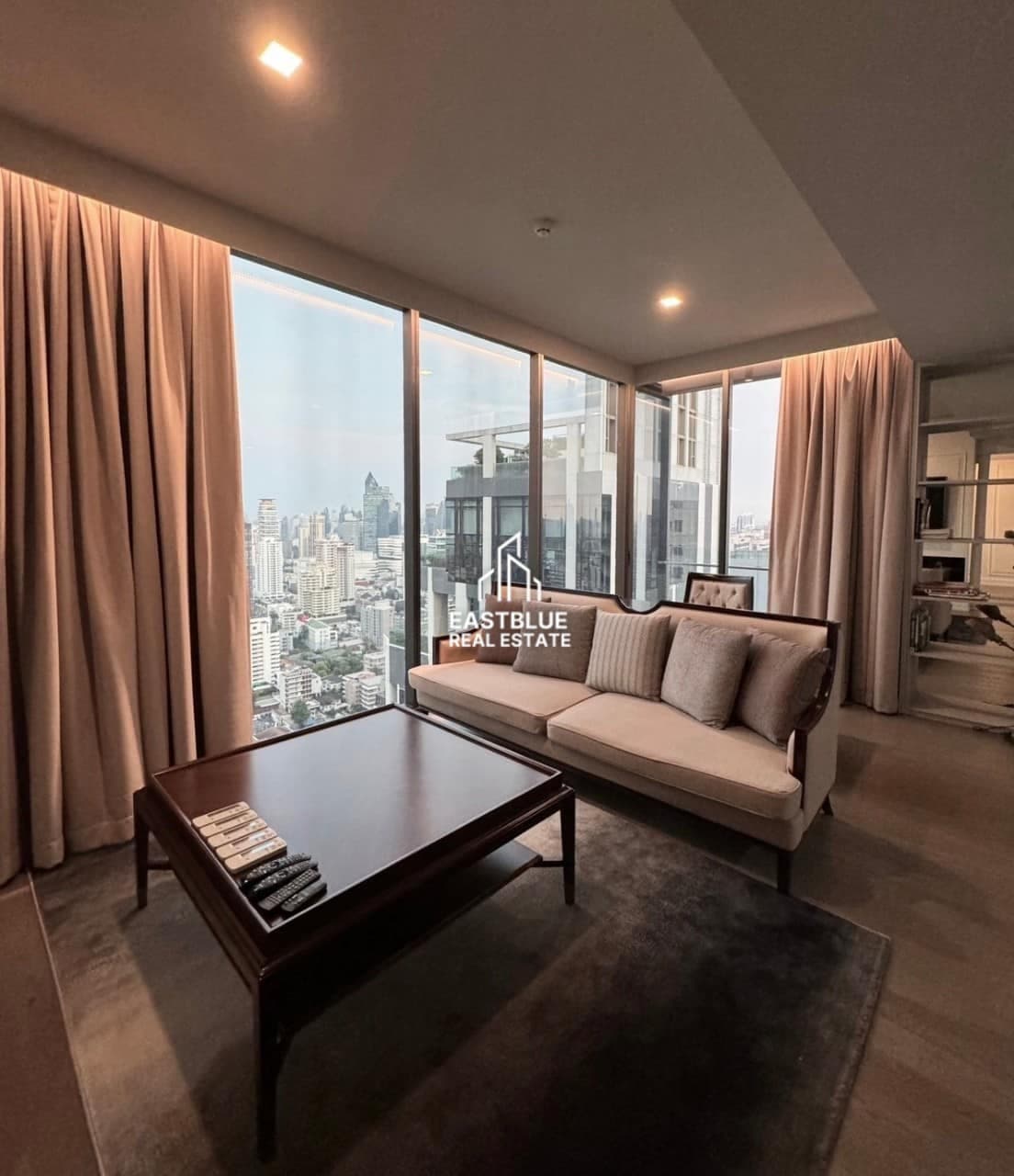 ขาย/เช่า คอนโด Celes Asoke · 3 ห้องนอน · 134 ตร.ม.