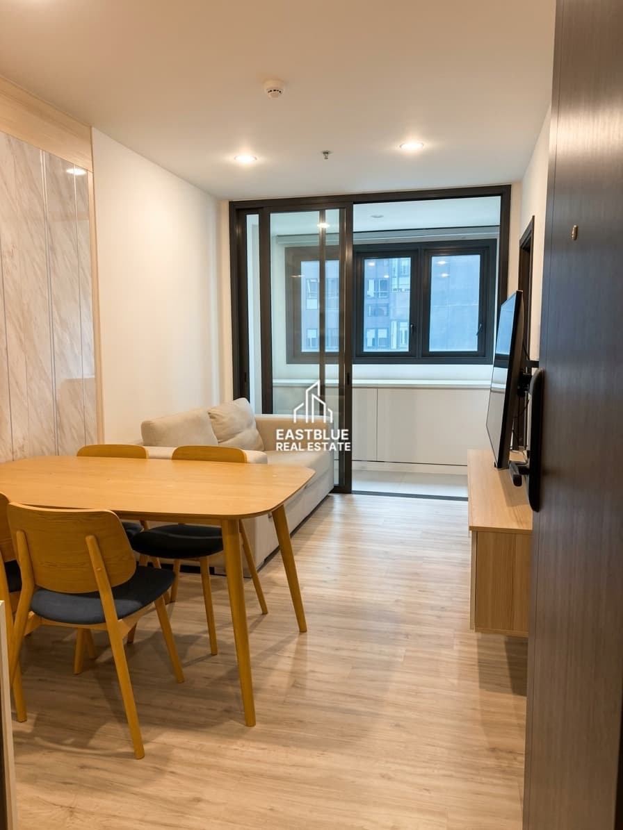 ให้เช่า คอนโด XT Huaikhwang · 1 ห้องนอน · 34 ตร.ม.