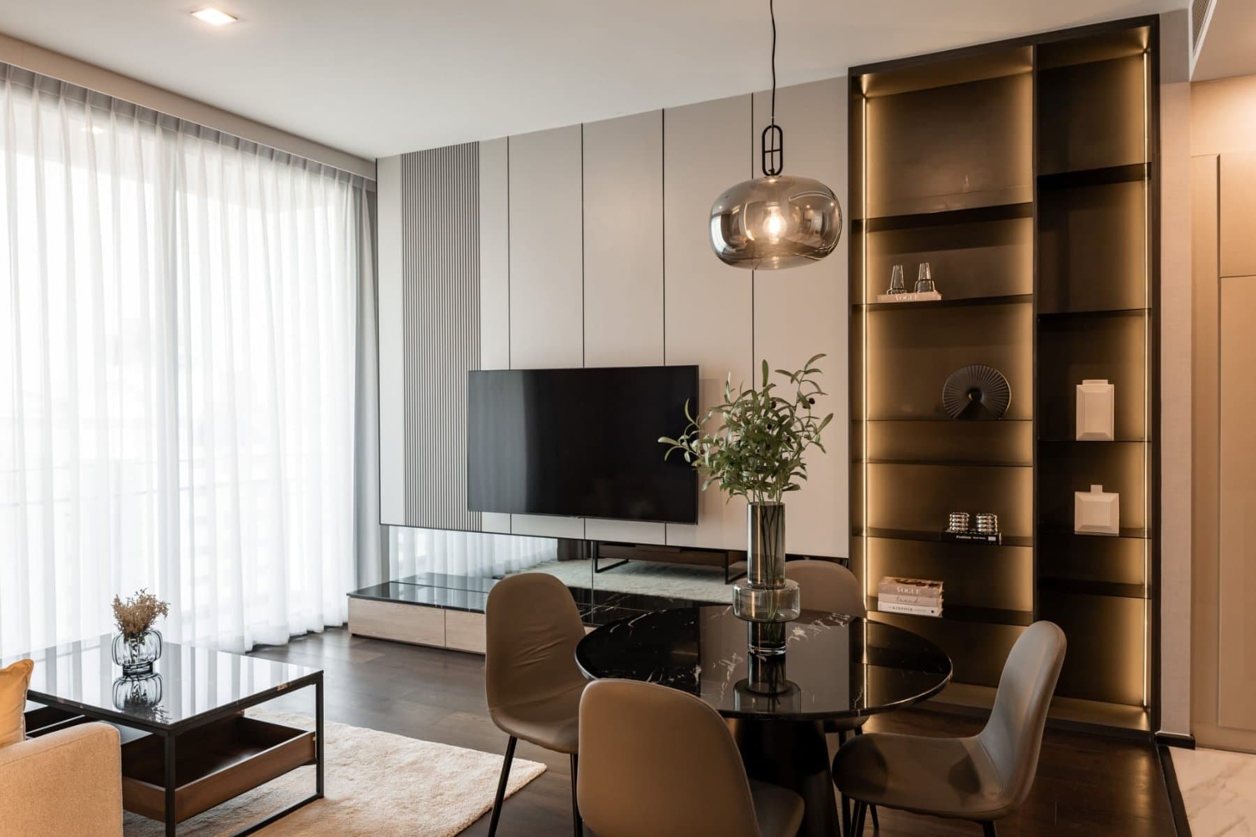 ขาย/เช่า คอนโด LAVIQ Sukhumvit 57 · 2 ห้องนอน · 80 ตร.ม.